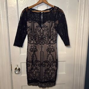 Lace dress. Navy. size S